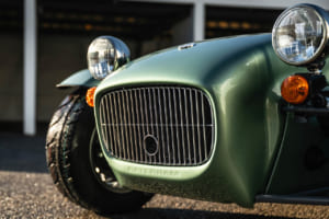 1951年の名車に敬意を。ケータハム「セブン」に希少な19台限定モデル『HWMエディション』が追加