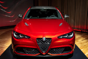 アルファ・ロメオ・ジュリア クアドリフォリオ コレッツィオーネ