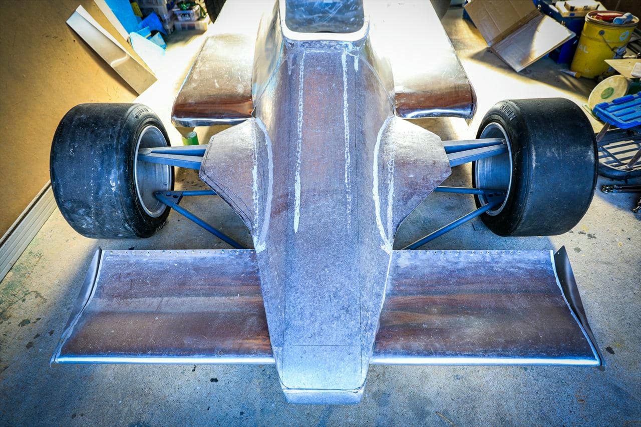 愛車と原体験】図面はプラモデル!? 整備職人が完全自作した6輪F1