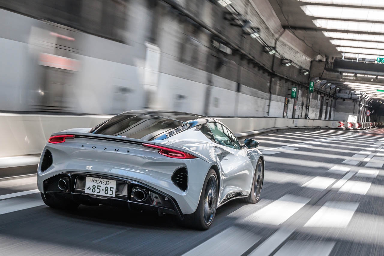 ロータス・エミーラ ターボSE:ツーリングサスペンション