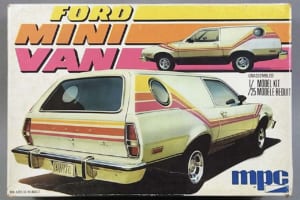 mpc製1/25スケール・プラモデル「フォード・ミニバン」