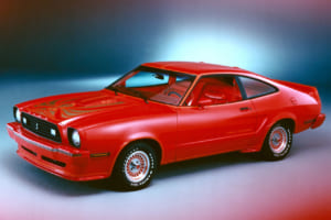 1978年型フォード・マスタングⅡキングコブラ