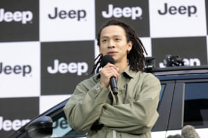 平野歩夢が本音で語る。新型「ジープ・アベンジャー4xe」にラングラー乗りが感じた魅力