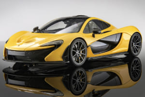 メイクアップ製「アイドロン」1/18モデルカーの「マクラーレン P1 2013」。