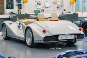 全50台がワンオフ。モーガンとピニンファリーナが「ミッドサマー」で極めた職人技の到達点