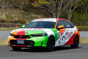 ホンダ シビック e:HEV RS