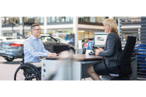 メルセデス・ベンツ福祉車両：モア・モビリティセンターを訪問。