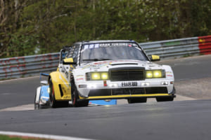 ニュルブルクリンク24時間レースの予選に登場したHWA EVO. R