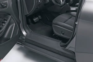 乗降口のガード。