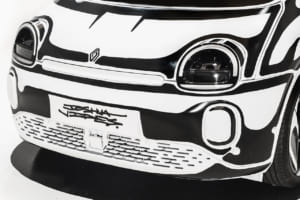 【画像6枚】現実が2次元のスケッチに。ルノー「トゥインゴ E-TECH」が魅せるモノクロの魔法