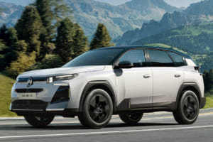 “魔法の絨毯”が次世代へ進化。シトロエン新型「C5エアクロス」は最新ハイブリッドを搭載