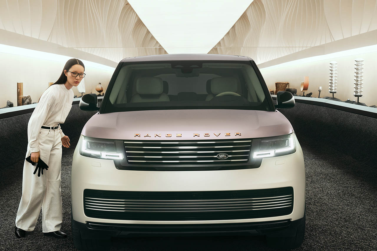 レンジローバーがミラノで魅せるビスポークの真髄。世界に1台の「Pearl of Tay」