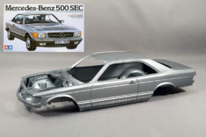 伝説のAMGワイドボディを最新3Dパーツで構築！ ベースは名作・タミヤ「500SEC」【AMG 560SEC 6.0をタミヤ製プラモ＋3Dプリント部品で制作】第1回《LE VOLANT LAB》
