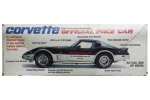 MPC製1/25スケール・プラモデル「コルベット1978インディアナポリス500オフィシャル・ペースカー」