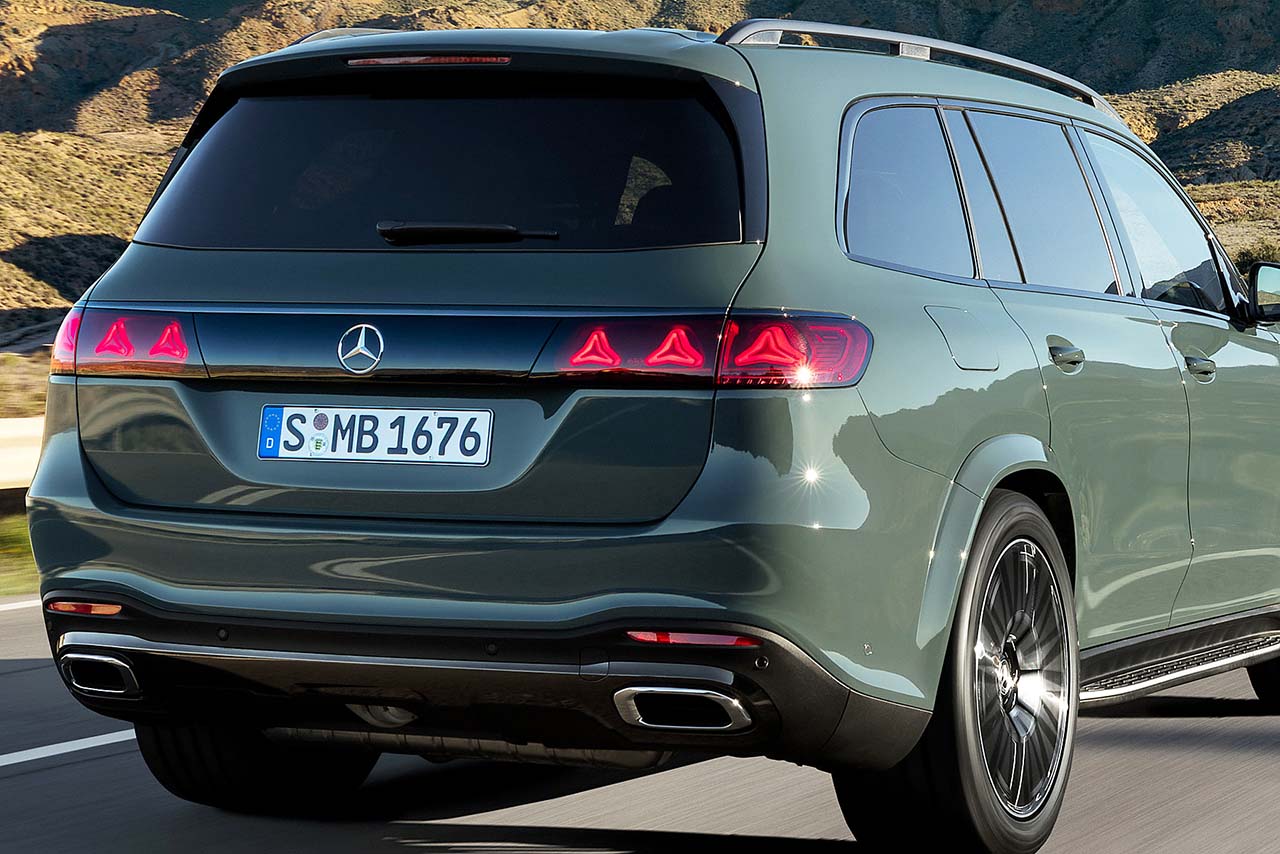 メルセデス新型「GLS」が辿り着いた極致。“我が家”の静寂を纏う絶対王者の進化とは