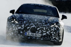 仮想ホイールベースをもたらす新制御。フルEVとなる次期「メルセデスAMG GT 4ドアクーペ」の凄み