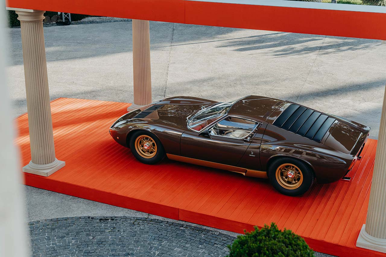 3年がかりで新車状態へ。ランボルギーニ公式が復元した「ミウラSV」の 