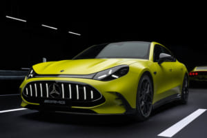 メルセデスAMG GT 4ドアクーペ