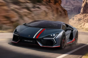 星条旗とメイプルをオマージュ。北米限定63台のV12ハイパーカー、ランボルギーニ「レヴエルトNA63」