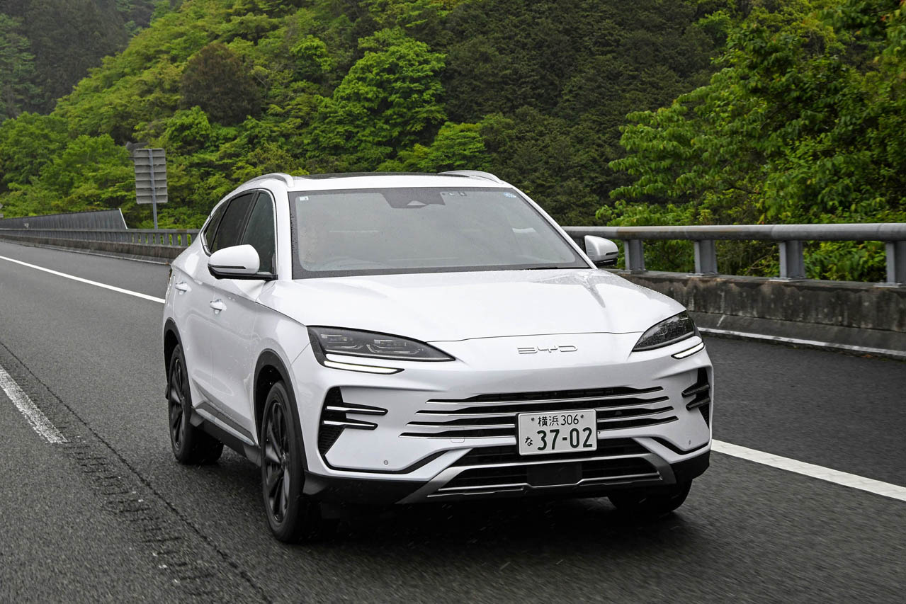【試乗】単なるエコなPHEVにあらず。BYDシーライオン6 AWDが証明する「一段上の走り」という真価