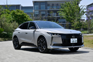 DS N°4 エトワール ハイブリッド