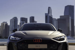 躍動する639ps。F1マイアミGPで覚醒した新型「アウディRS 5」が体現する次世代のスポーティネス