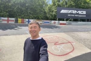F1王者参戦で沸くニュル24時間はなぜ「狂気のお祭り」なのか？ 参戦ドライバーが語るカオスの内幕【木下隆之コラム】