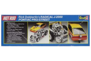 レベル製1/25スケール・プラモデル「リック・ドバーティンズ・ラディカルJ2000 ポンティアック・プロ/ストリート」