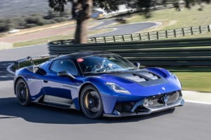 美しきオープンか、過激な公道レーサーか。マセラティ「グランカブリオ」と「GT2ストラダーレ」の放つオーラに酔う【ル・ボラン カーズミート2026横浜】
