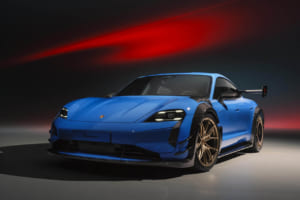 ポルシェ・タイカン・ターボGT with マンタイキット