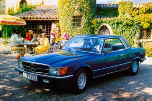 1978年にマイナーチェンジしたメルセデス・ベンツ380SLC/C107(1978年~1981年)。