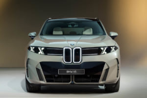 【動画あり】新型「BMW X5」世界初公開。EVから水素まで、5種の動力を誇る次世代SAVの実車を最速チェック