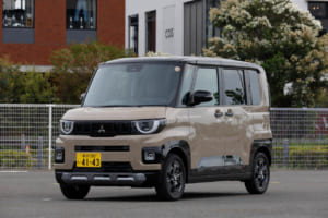 ル・ボラン カーズミート2026横浜：三菱デリカミニ
