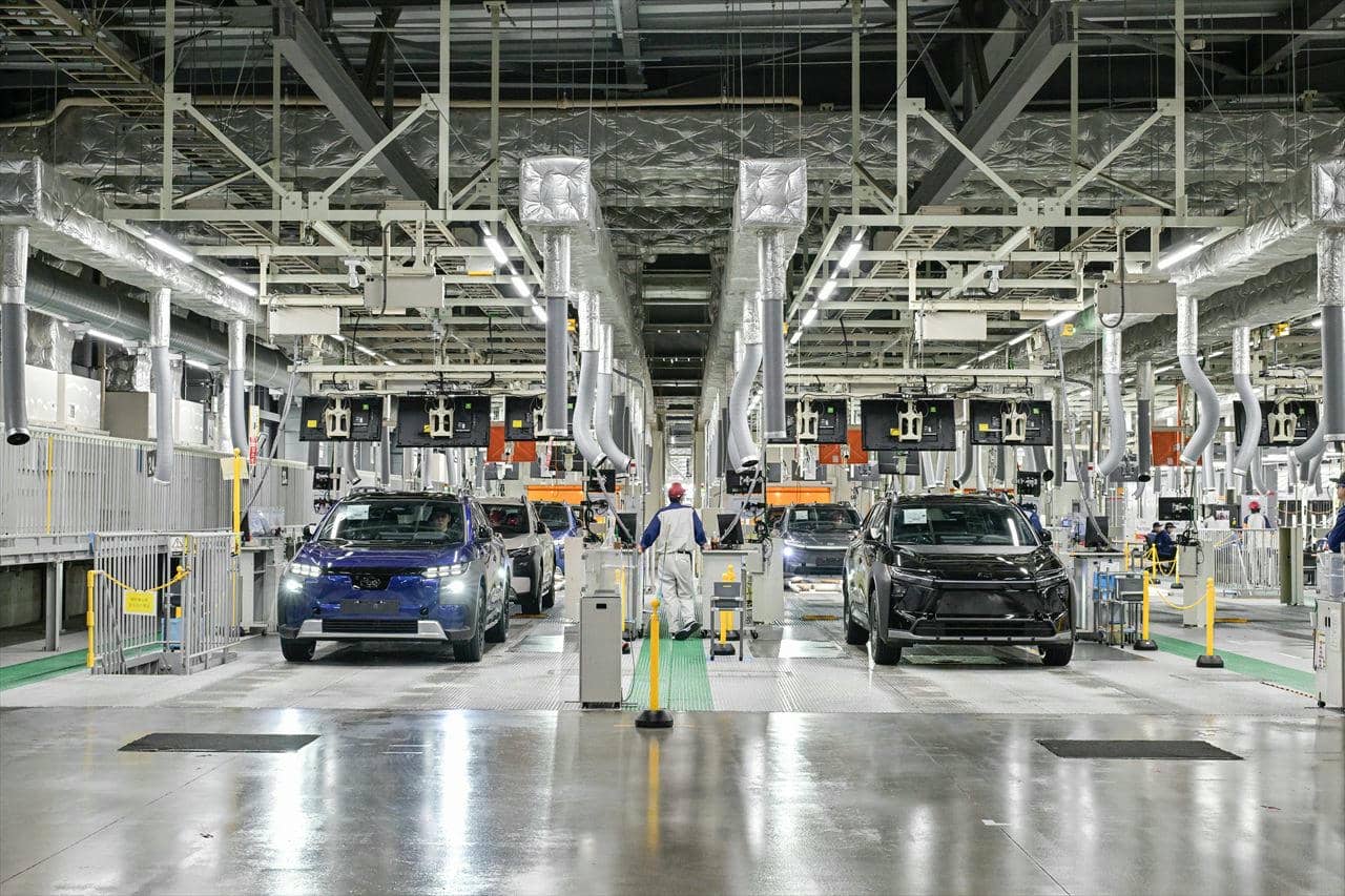 【スバル最前線】BEV・ICE・トヨタ車が混在!? 矢島工場の「超・混流生産」とバッテリー内製化の全貌