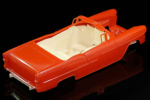 モノグラム製 1/24スケール・プラモデル「1955シボレー・カスタマイジングキット」