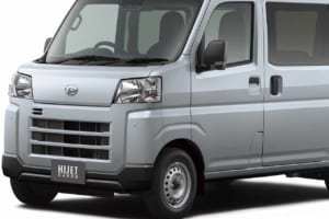 【ダイハツ・ハイゼット／アトレー】商用車の枠を超える進化。交差点対応の最新スマートアシストと液晶メーターを採用