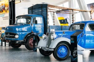 高級車のルーツは“働くクルマ”に。メルセデス・ベンツの系譜を紐解く特別展「商用車130年」がスタート