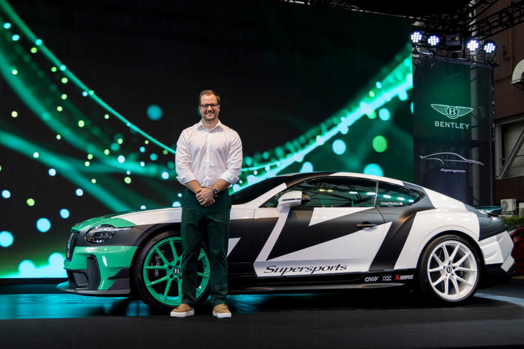 ベントレー・スーパースポーツ特別仕様とマイク・セイヤー氏