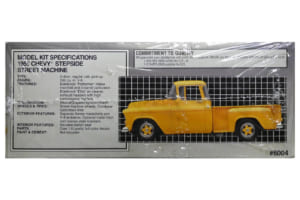 AMTアーテル製1/25スケール・プラモデル「1955シェビー・ステップサイド・ストリートマシーン」