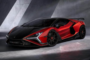 ランボルギーニ・レヴエルトSV