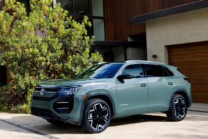 V6を捨て新直4ターボへ。第2世代となったVW新型『アトラス・クロススポーツ』が示す北米SUVの新基準