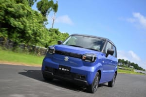 【新型eスカイ初試乗】スズキの大本命軽EV！ 航続310kmを生む軽量化技術と“あえてのトールワゴン”の真価