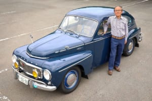 親子2代で受け継ぐ63年。1959年式「ボルボ PV544」の維持事情と、新車以上の額を投じてレストアを決断した真意【愛車と原体験】《LE VOLANT LAB》