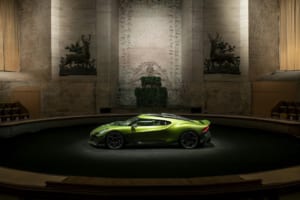 【ブガッティ】唯一無二の芸術「ブルイヤール」納車。モルスハイムの伝統を継ぐ傑作がコンクールで頂点に