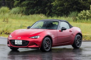 マツダ・ロードスター RS:ソウルレッドクリスタルメタリック