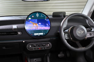 エイタックのBMW/ミニ用AVインターフェイスが、第8/第9世代の最新iDriveに対応。