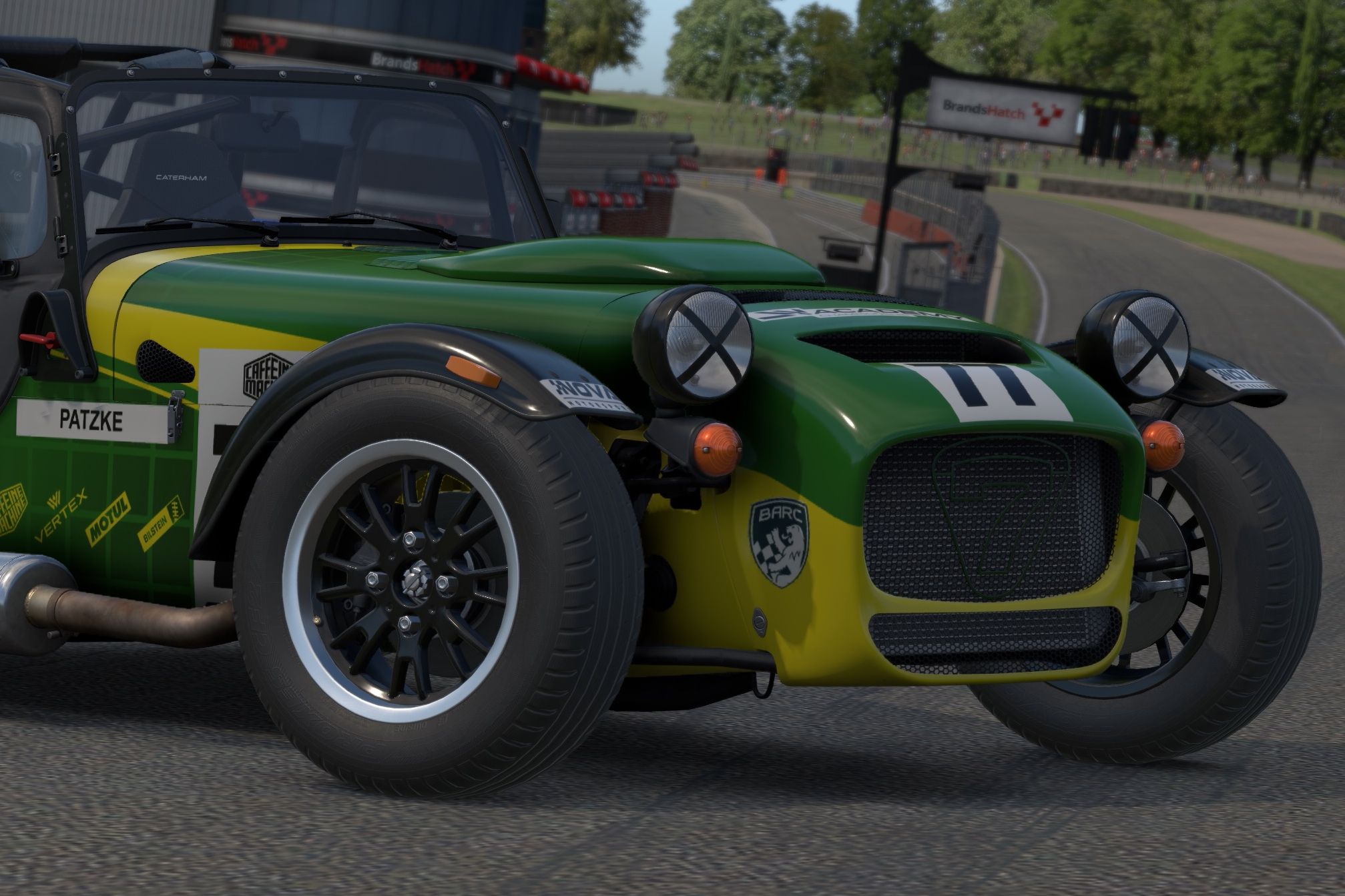 匂い立つ「セブン」の走りをデジタルで。ケータハム・アカデミー＆420Rが『iRacing』に参戦