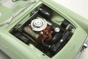 AMTアーテル製1/25スケール・プラモデル「1956フォード・サンダーバード」