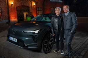 ボルボとNVIDIAが挑む「人間中心のAI自動運転」とは？ 10年の協業拡大で次世代EVは「アイズオフ」の新次元へ