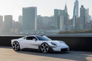 【画像18枚】純エンジン車の未来も捨てない。ポルシェが911の上位に君臨する次世代ミッドシップ・スーパースポーツ「ミッションS」を世界初公開、ハイブリッドからEVまでを見据えた新時代の回答